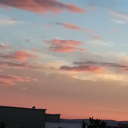 Song Gostinjska kuća 4*