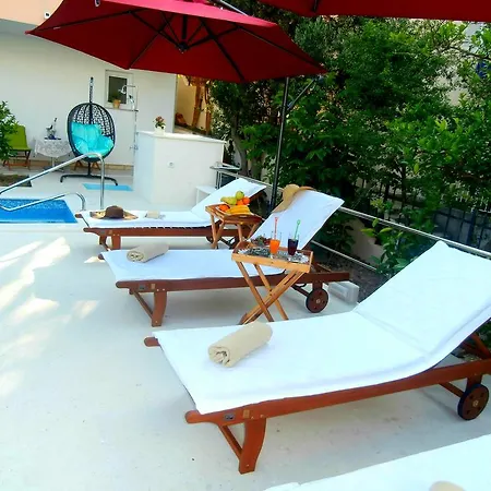 Song Gostinjska kuća Split