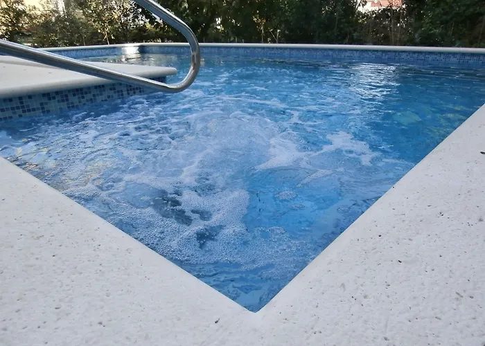 בית הארחה Song