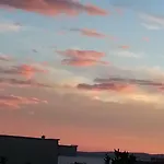 Song בית הארחה 4*