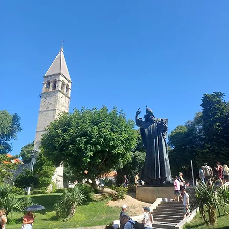 Gostinjska kuća Song 4*